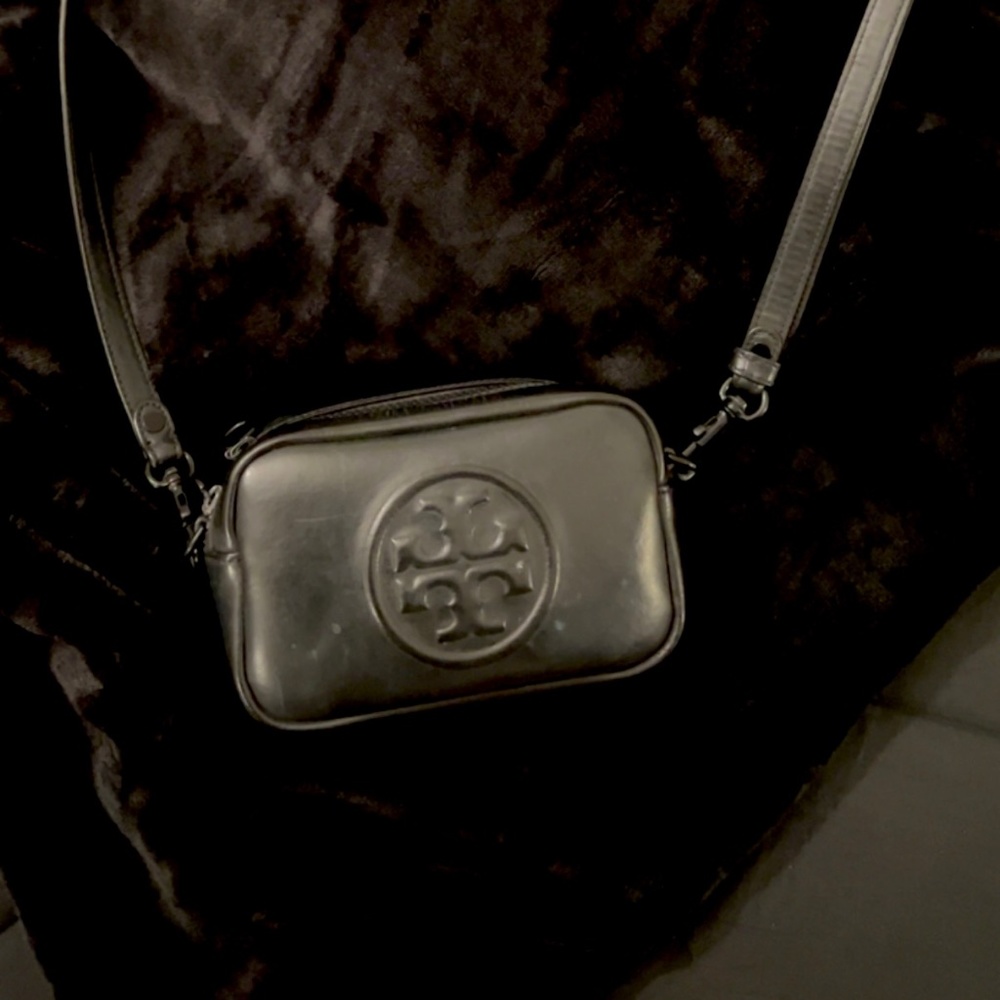 Tory burch crossbody bag
